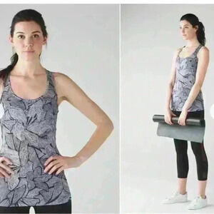 Lululemon Womens  Athletic Black/White Multi Pattern Tank Top Size small